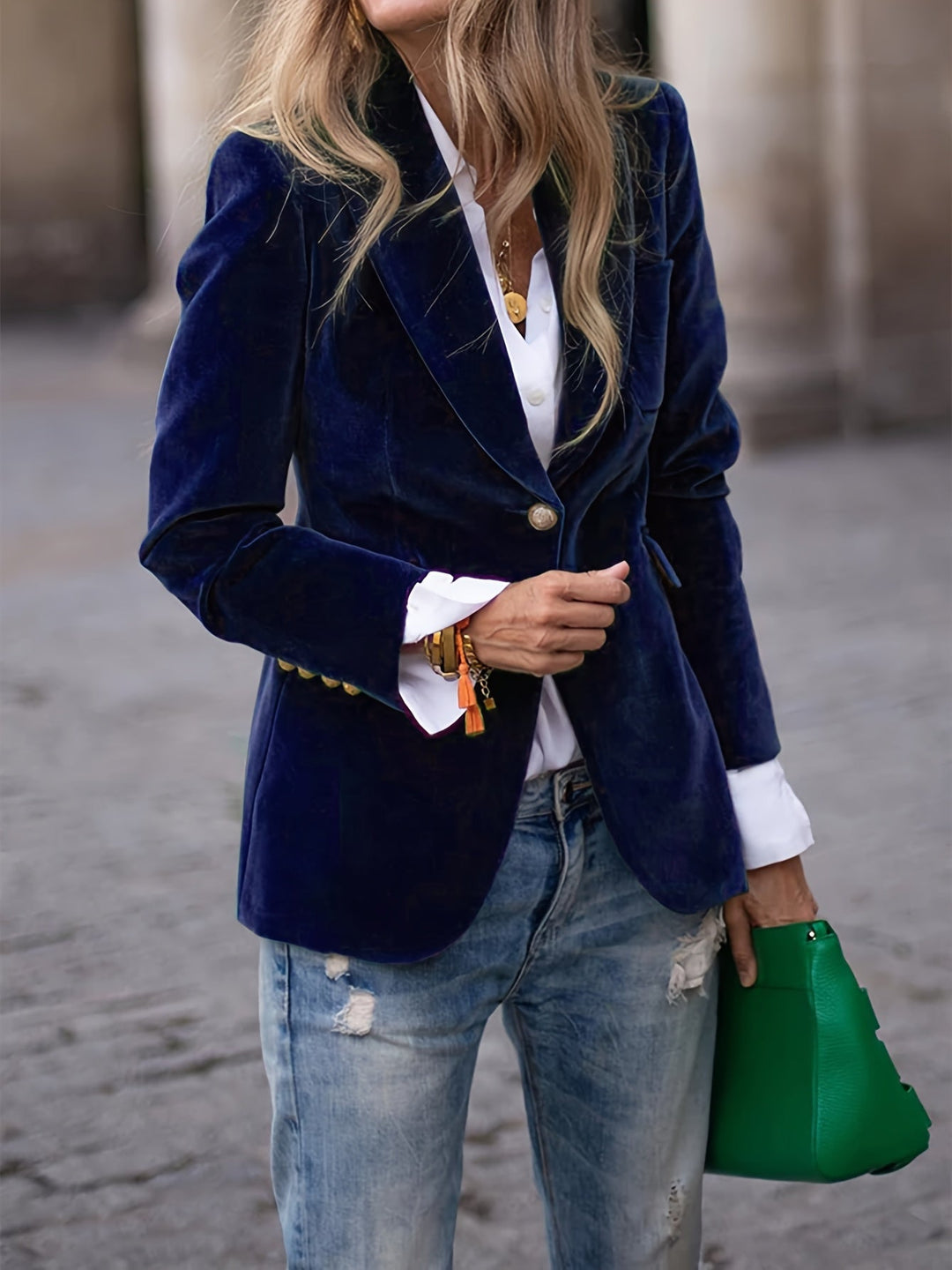 Damen Blazer Samt mit goldenen Knopfdetails 3