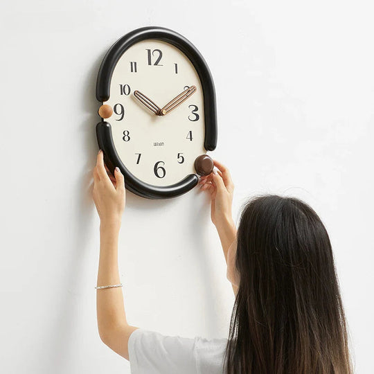 Große Moderne Wanduhr Minimalistisch als Hingucker für Stilvolles Interieur 5