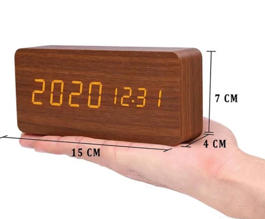 LED-Uhr für Männer und Frauen mit modernem Design 10