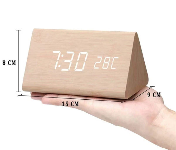 LED-Uhr für Männer und Frauen mit modernem Design 4