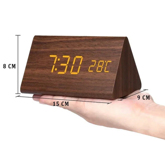 LED-Uhr für Männer und Frauen mit modernem Design 6