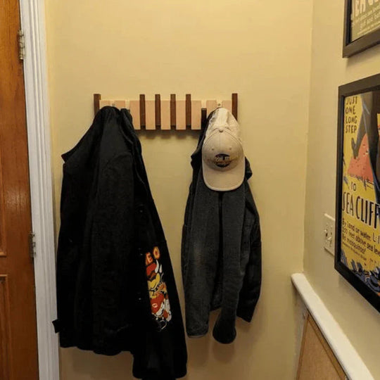 Wandgarderobe im Klavierdesign für stilvolle Aufbewahrung 7