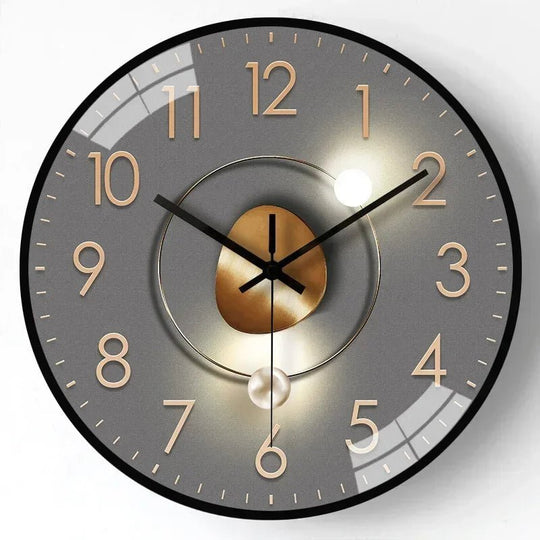 Wanduhr mit minimalistischem Design und geräuschlosem Quarzwerk 12